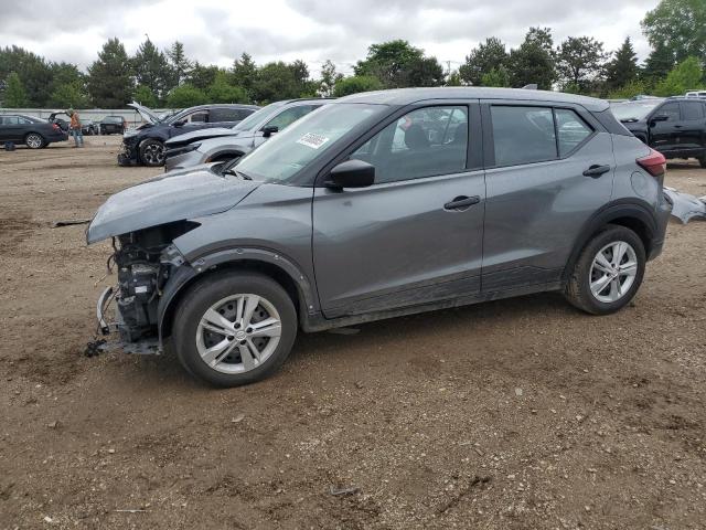  Salvage Nissan Kicks