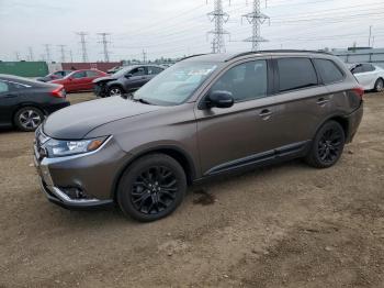  Salvage Mitsubishi Outlander