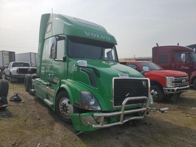  Salvage Volvo Vnl