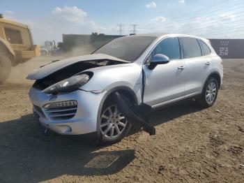  Salvage Porsche Cayenne