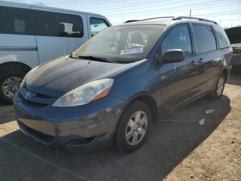  Salvage Toyota Sienna