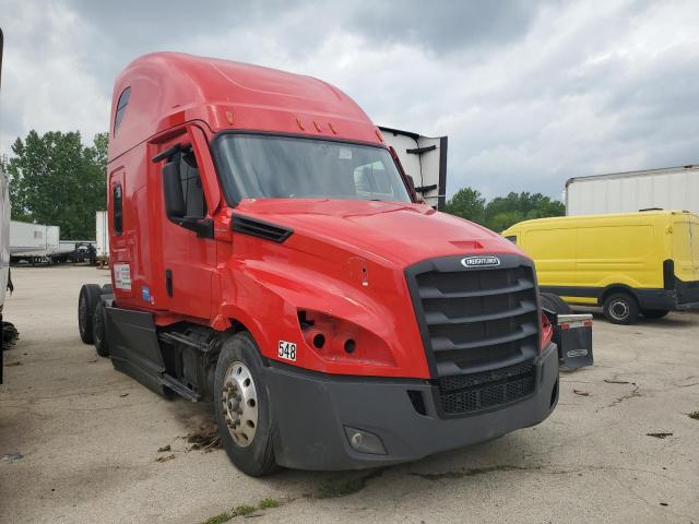  Salvage Freightliner Cascadia 1