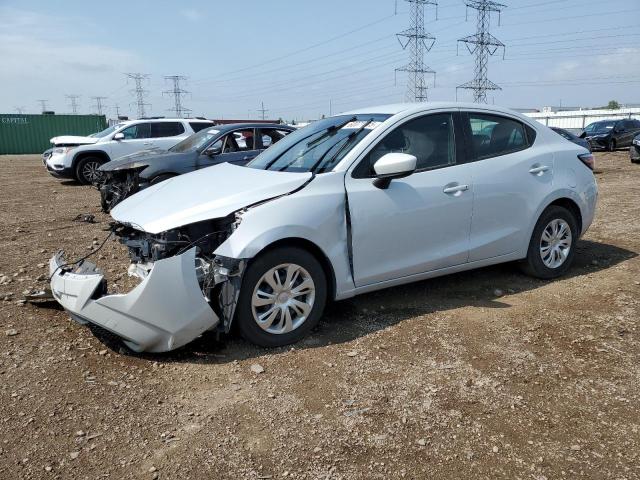  Salvage Toyota Yaris