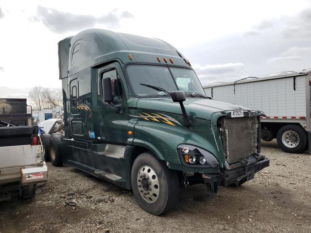  Salvage Freightliner Cascadia 1
