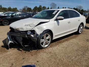  Salvage Volkswagen Passat