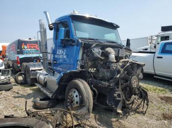  Salvage Kenworth T880