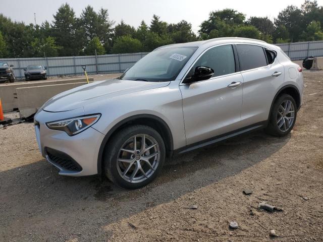  Salvage Alfa Romeo Stelvio