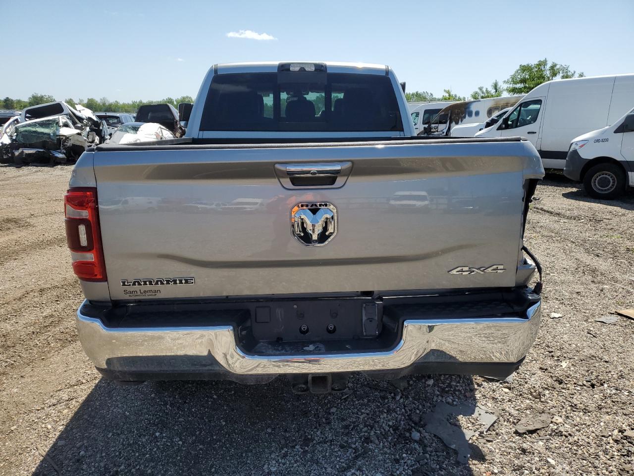 Ram 3500 Laramie Image 10