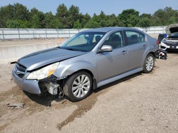  Salvage Subaru Legacy