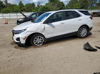 Salvage Chevrolet Equinox