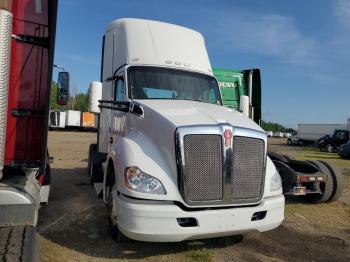  Salvage Kenworth T680