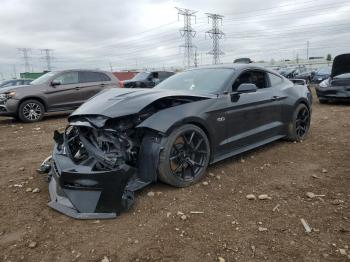  Salvage Ford Mustang
