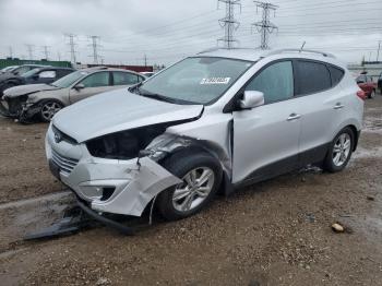  Salvage Hyundai TUCSON