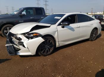 Salvage Toyota Avalon
