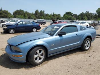  Salvage Ford Mustang