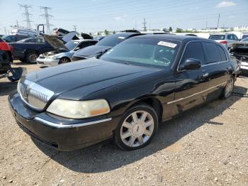  Salvage Lincoln Towncar