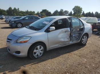  Salvage Toyota Yaris