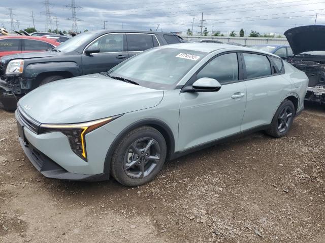  Salvage Kia K4 Lx