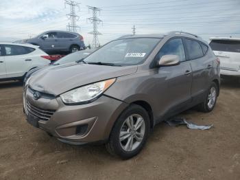  Salvage Hyundai TUCSON
