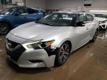  Salvage Nissan Maxima