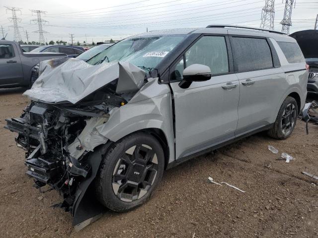  Salvage Kia Carnival
