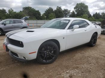  Salvage Dodge Challenger