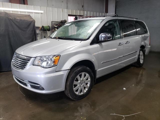  Salvage Chrysler Minivan