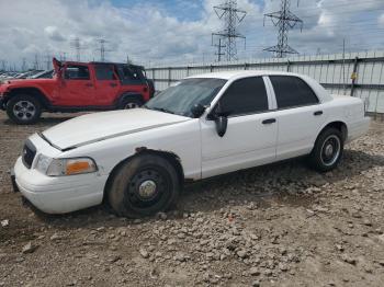  Salvage Ford Crown Vic