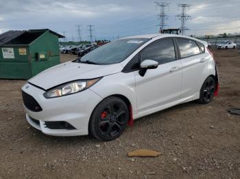  Salvage Ford Fiesta