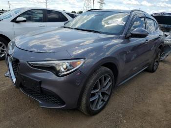  Salvage Alfa Romeo Stelvio