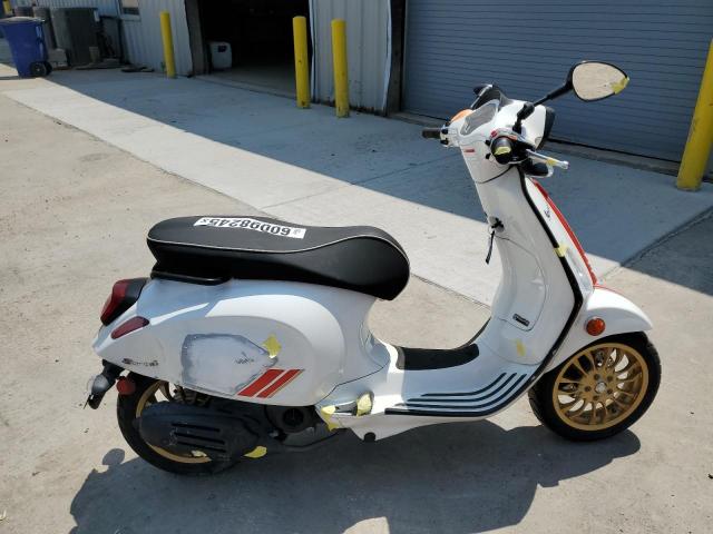  Salvage Vespa Primavera 
