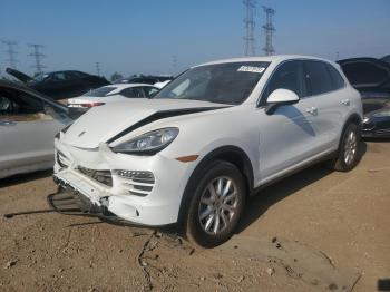  Salvage Porsche Cayenne