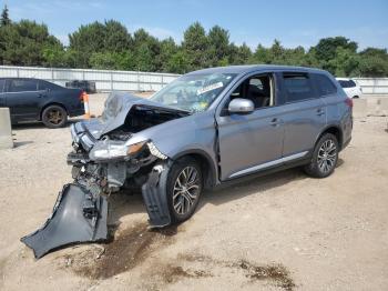  Salvage Mitsubishi Outlander