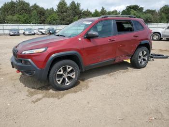  Salvage Jeep Cherokee