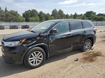  Salvage Toyota Highlander
