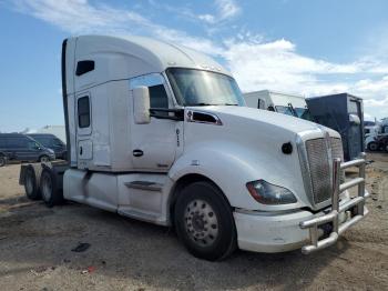  Salvage Kenworth Constructi