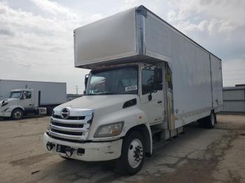  Salvage Hino 258 268