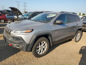  Salvage Jeep Cherokee