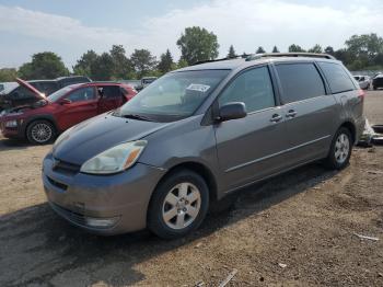  Salvage Toyota Sienna
