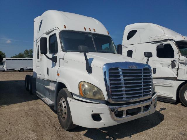  Salvage Freightliner Cascadia 1