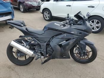  Salvage Kawasaki Ninja 250