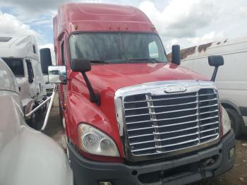 Salvage Freightliner Cascadia 1