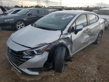  Salvage Nissan Versa