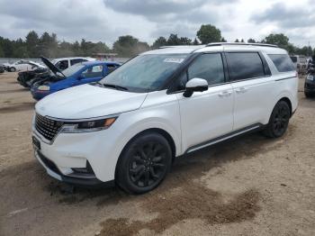  Salvage Kia Carnival