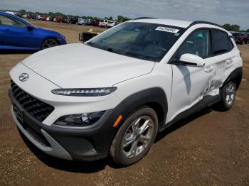  Salvage Hyundai KONA
