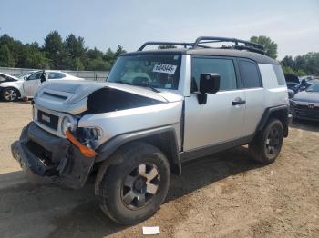  Salvage Toyota FJ Cruiser
