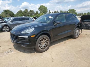  Salvage Porsche Cayenne