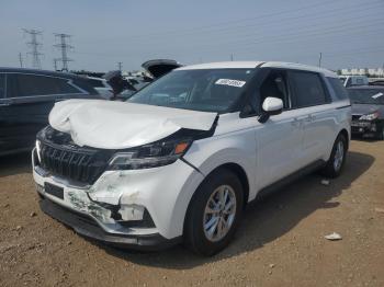  Salvage Kia Carnival