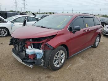  Salvage Toyota Sienna