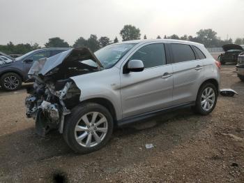  Salvage Mitsubishi Outlander